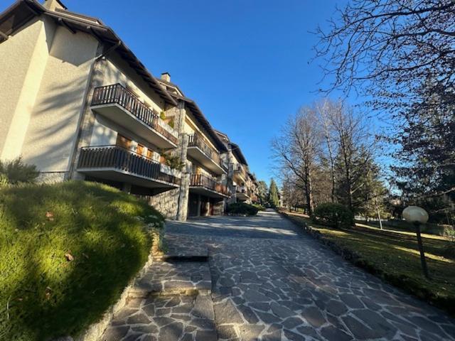 Appartamento Mansarda G.A. Clusone Esterno foto